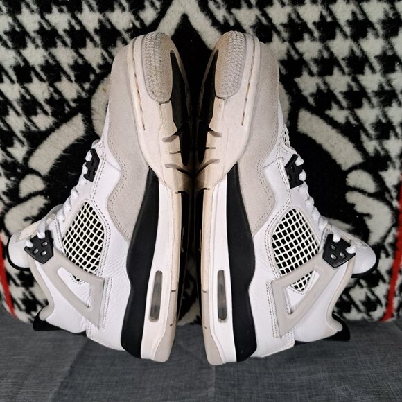 Size 6.5Y Nike Air Jordan 4 Retro Mid Military Black - Picture 16 of 16
